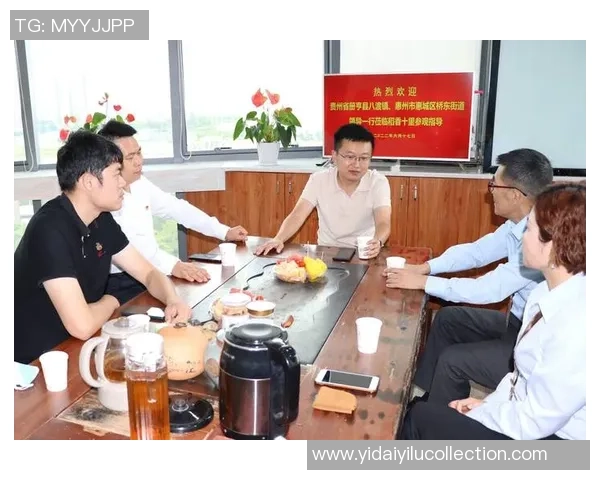 重庆排球队在大师赛中的团队协作展现出色值得赞赏